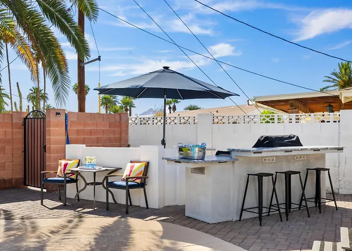 Cactus Oasis 5-br House Casitaheated & Pool Scottsdale