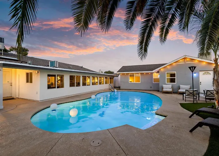 Holiday home Cactus Oasis 5-br House Casitaheated & Pool *
