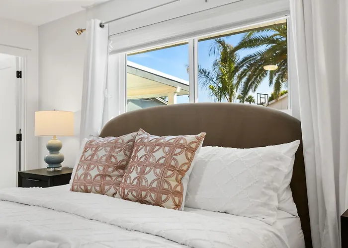 Cactus Oasis 5-br House Casitaheated & Pool * Scottsdale