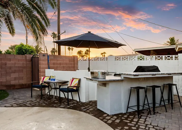 Holiday home Cactus Oasis 5-br House Casitaheated & Pool Scottsdale