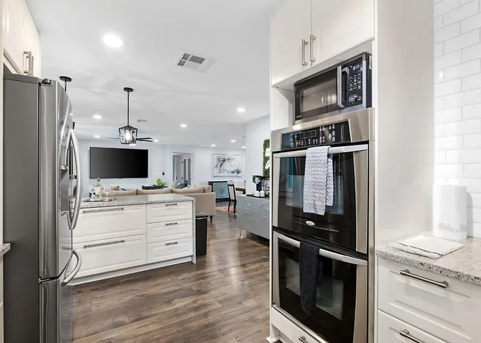 Holiday home Cactus Oasis 5-br House Casitaheated & Pool Scottsdale