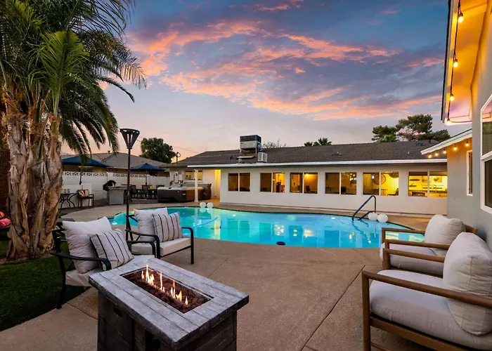 Cactus Oasis 5-br House Casitaheated & Pool Scottsdale